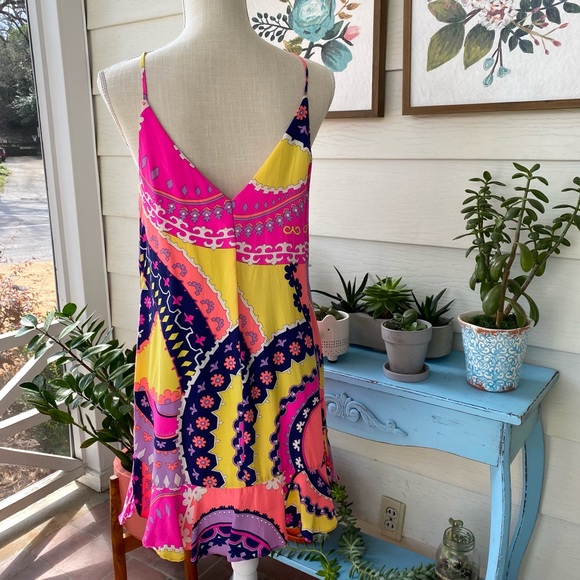 🌺Alice & Trixie 100% SILK DRESS - Picture 2 of 7